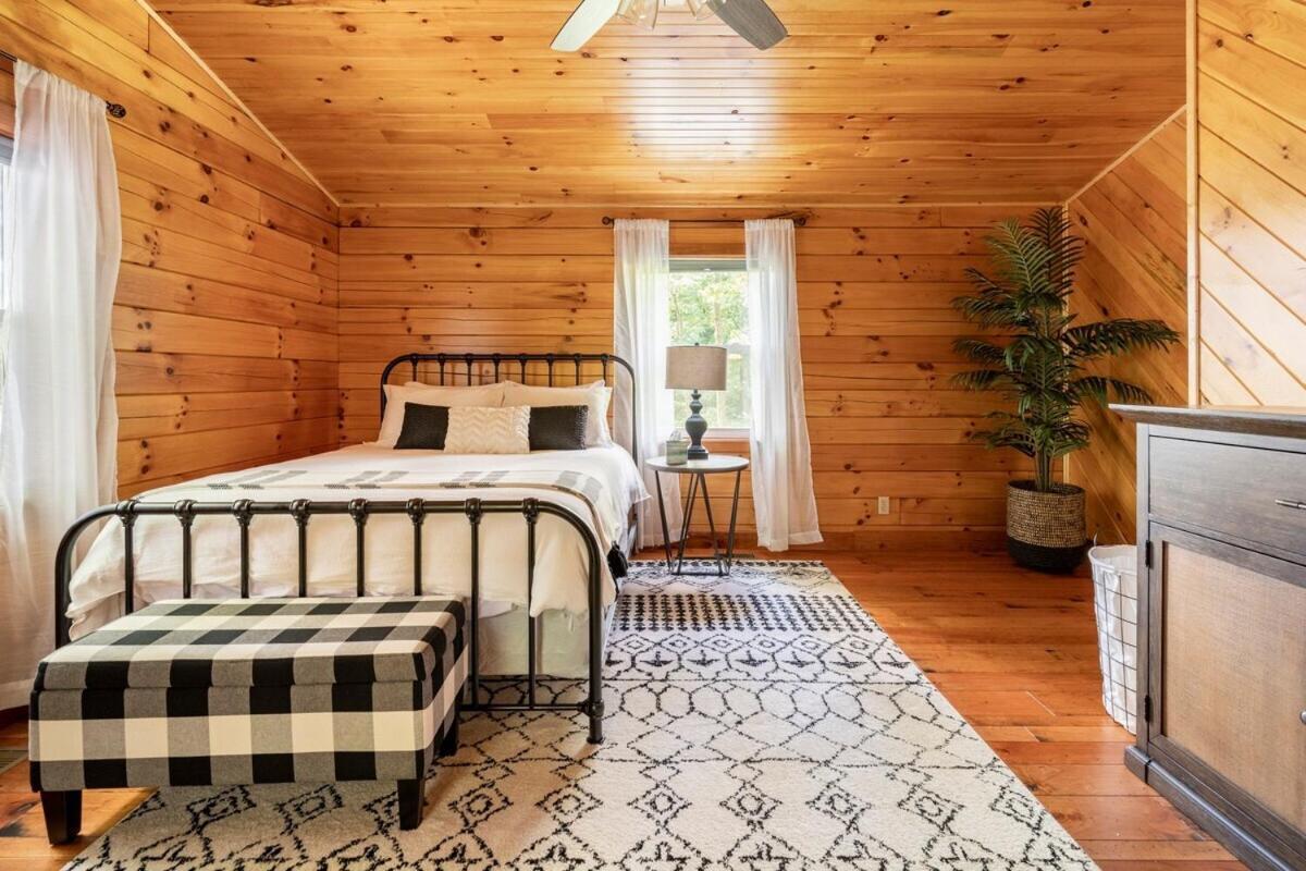 Secluded Wooded Cabin Near The Hocking Hills New Straitsville Buitenkant foto